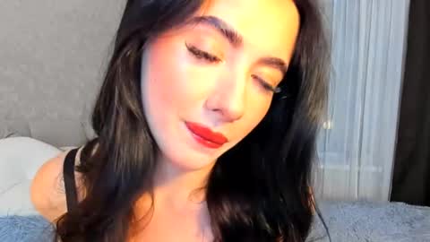 milla moore online show from October 2025 05:46:02 PM