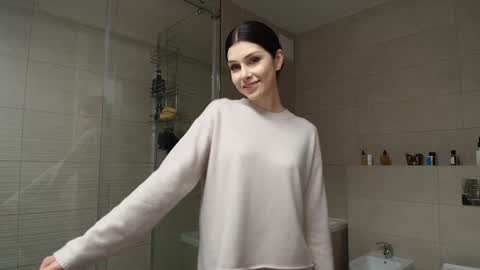 milla bella online show from February 2026 07:31:02 PM