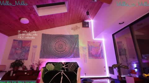 milla_milla online show from January 2025 12:36:02 PM