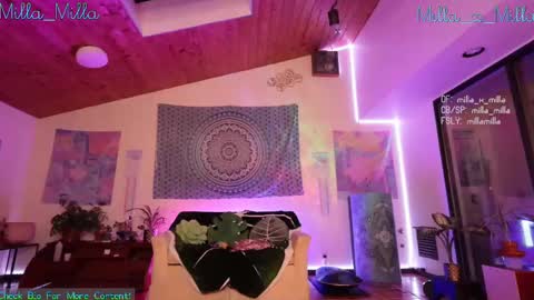 milla_milla online show from February 2025 09:33:01 AM