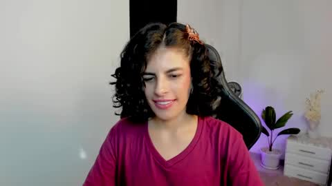 Milagros online show from December 2024 12:23:02 PM