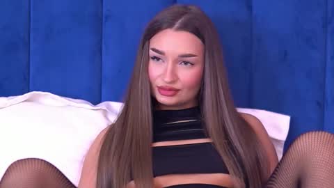 Milla online show from October 2025 07:07:02 AM