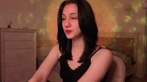 Snapshot of millaa_veyy chatting on June 2026 08:07:01 PM Milana online show from June 2026 08:07:01 PM
