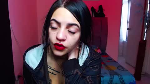 Violeta online show from October 2025 01:31:01 PM