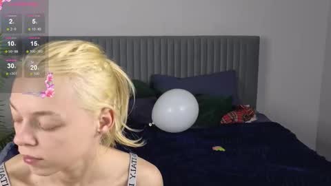 Hello  Im Mila online show from October 2025 02:16:02 PM