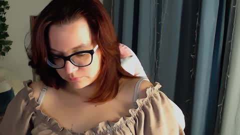 Milla online show from December 2024 08:16:01 PM