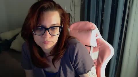 Milla online show from January 2025 10:19:01 PM