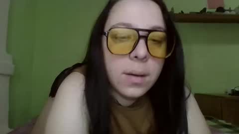 Snapshot of millasourety chatting on February 2026 12:43:02 PM MillaSourety online show from February 2026 12:43:02 PM