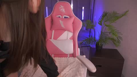 Snapshot of mille_joy chatting on February 2025 12:49:01 AM Mille online show from February 2025 12:49:01 AM