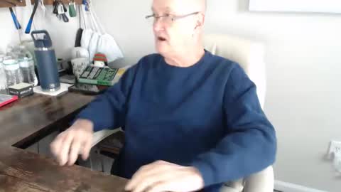 millenium0129 online show from October 2025 05:25:02 PM