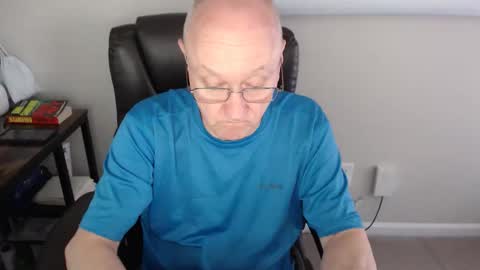 millenium0129 online show from April 2026 06:37:01 PM