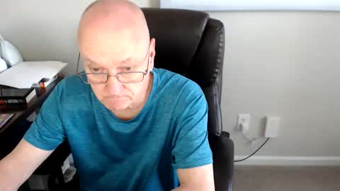 millenium0129 online show from June 2026 06:24:02 PM