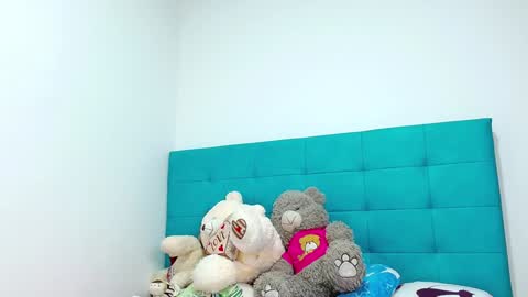 Aleja online show from January 2025 10:24:01 PM