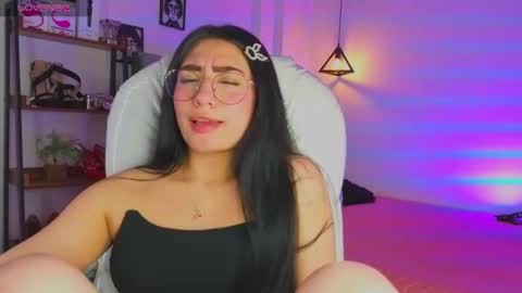 miller_vanessa_ online show from September 2025 10:02:01 PM