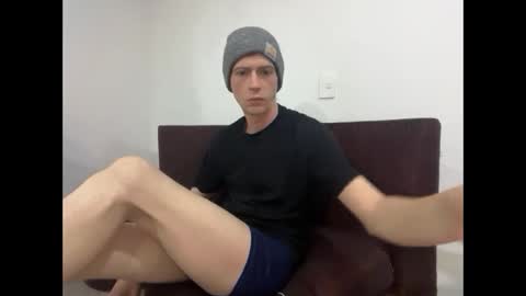 SlimnHungOH online show from September 2025 04:03:01 AM