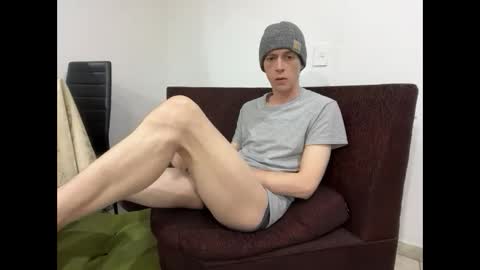 SlimnHungOH online show from September 2025 10:44:02 PM