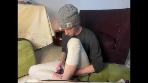 SlimnHungOH online show from October 2025 10:35:02 AM