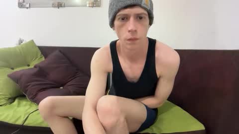 SlimnHungOH online show from November 2025 06:40:01 PM