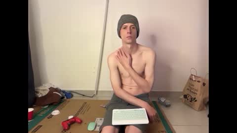 SlimnHungOH online show from February 2026 10:24:01 PM