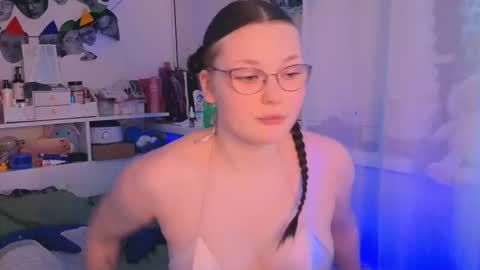 Millie online show from November 2025 07:51:02 AM