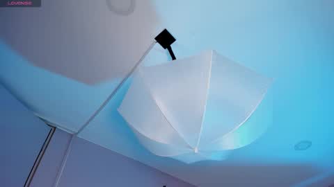 Snapshot of millieskinny_ chatting on November 2025 12:10:01 AM Ana Maria online show from November 2025 12:10:01 AM