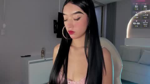 Snapshot of millieskinny_ chatting on November 2025 11:27:02 PM Ana Maria online show from November 2025 11:27:02 PM