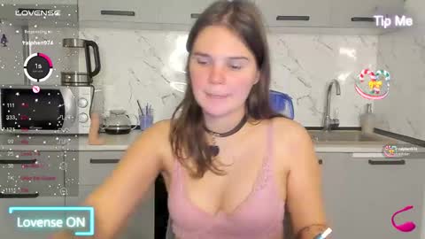 Welcome My name is Tina online show from September 2025 06:19:02 PM