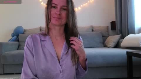 milly_browski online show from October 2025 01:44:01 PM