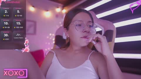 MILLY online show from February 2025 06:33:01 PM