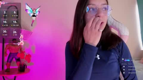 MILLY online show from November 2025 06:20:01 PM