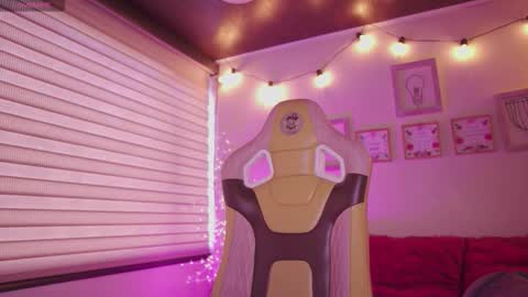 MILLY online show from January 2026 05:04:02 PM