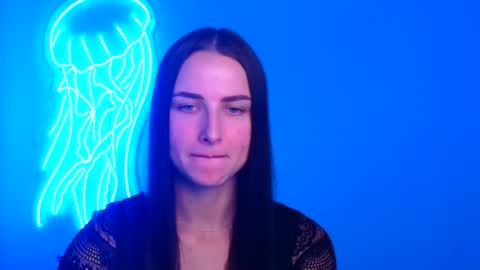 Milly online show from September 2025 11:21:02 AM