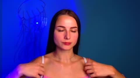 Milly online show from September 2025 11:12:02 AM