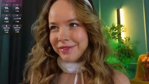 Milly    online show from December 2024 07:40:02 AM