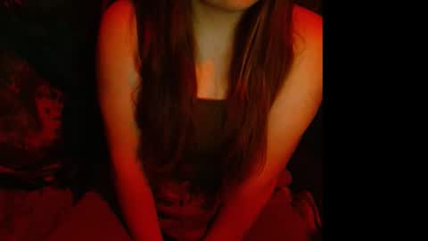 milo loves you online show from December 2025 02:27:01 AM