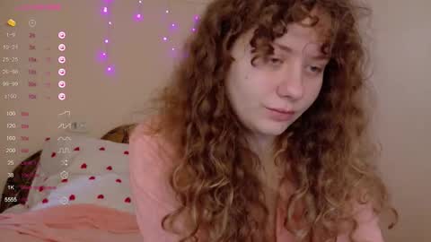 Snapshot of milounee chatting on February 2026 06:54:01 AM milounee online show from February 2026 06:54:01 AM