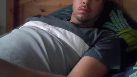 Snapshot of milowww1601 chatting on July 2026 05:10:02 AM milowww1601 online show from July 2026 05:10:02 AM
