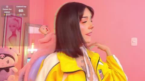 Snapshot of milu_carbajal_x chatting on April 2026 04:08:02 AM milu_carbajal_x online show from April 2026 04:08:02 AM