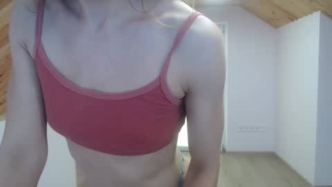 milusea online show from September 2025 11:10:01 AM