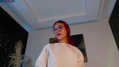 miluv19 online show from September 2025 10:43:02 PM