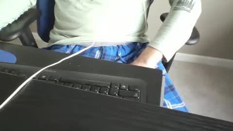 milwaukeebadger24 online show from December 2025 03:30:02 PM