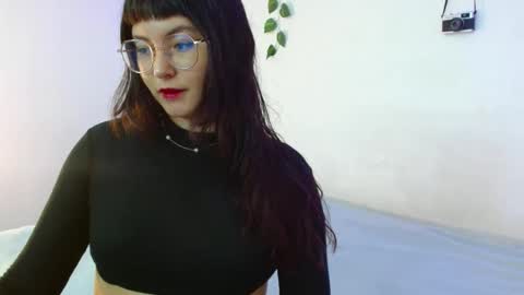 mily_baker online show from February 2025 04:20:02 PM
