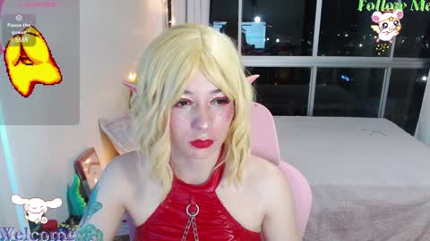 mily_milk_ online show from December 2024 12:05:02 AM