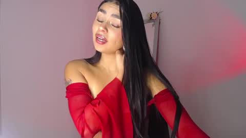 Mily Ortiz online show from September 2025 04:23:02 PM