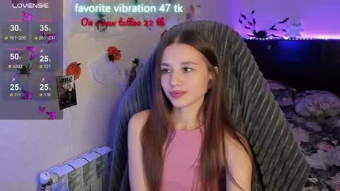 Emily online show from October 2025 02:35:01 PM