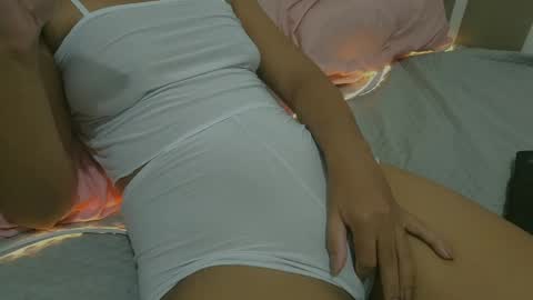 mimi2344 online show from April 2026 01:27:02 PM