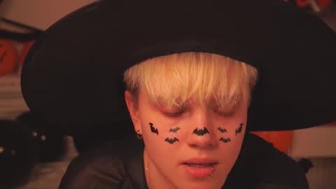 Sonya online show from October 2025 01:23:02 PM