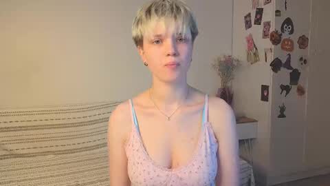 Sonya online show from December 2025 03:32:01 PM