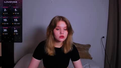 hi Im Mina  online show from February 2025 01:13:01 AM