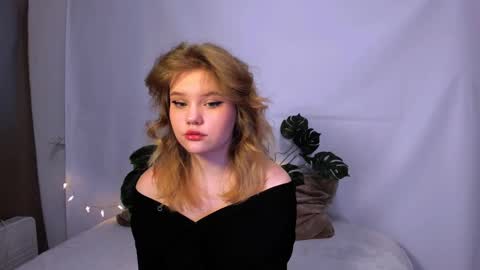 hi Im Mina  online show from March 2025 01:15:01 AM